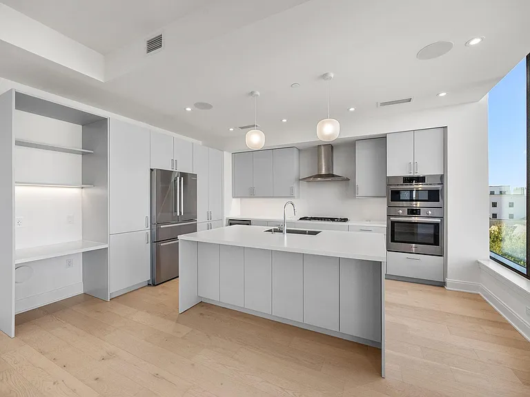 2323 W Main St #506 — Photo 7