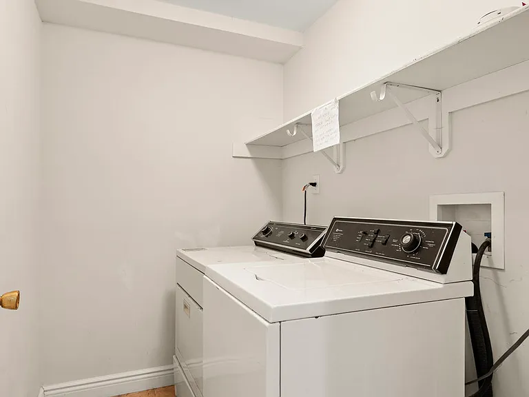 254 Division St #1R — Photo 7