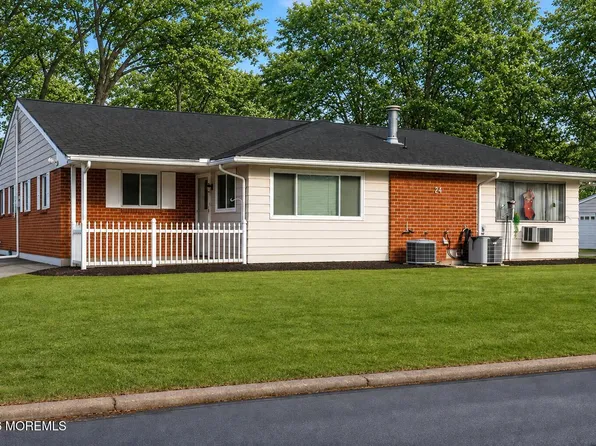 27 Cardinal Street #B, Manchester, NJ 08759