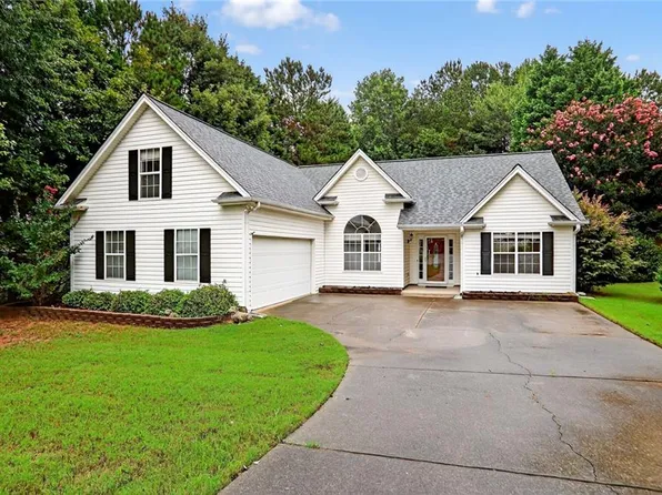 5633 Dexters Mill Pl, Buford, GA 30518