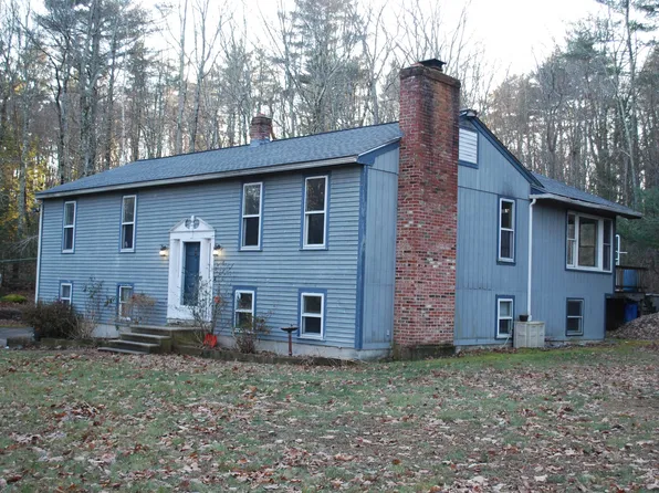 2 Manorview Drive, Raymond, NH 03077