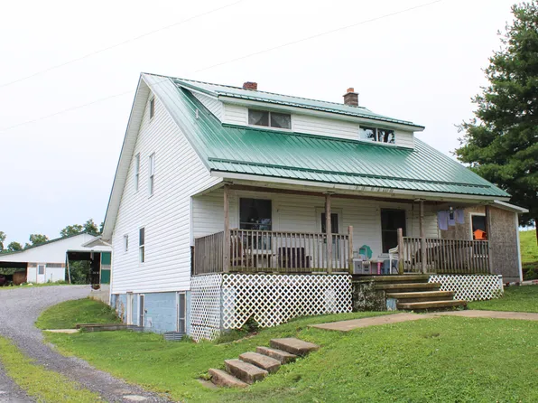 446 Woods Rd, Du Bois, PA 15801