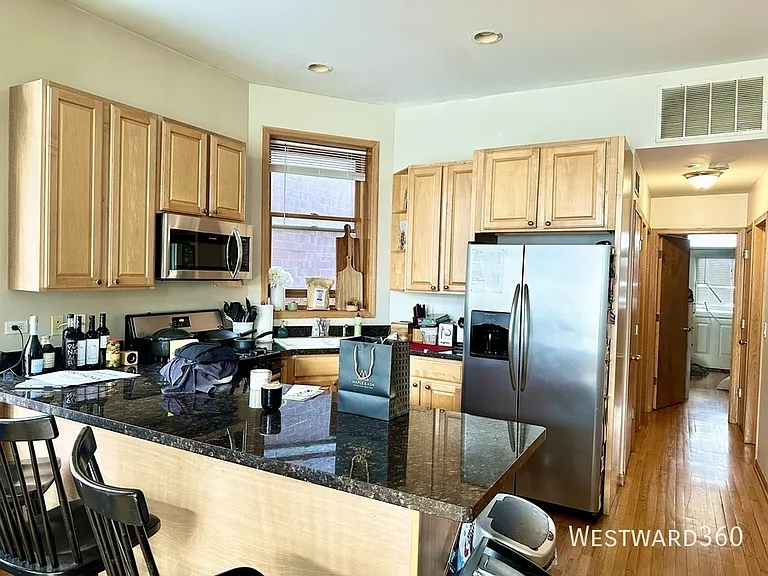 3311 N Seminary Ave #1F — Photo 2