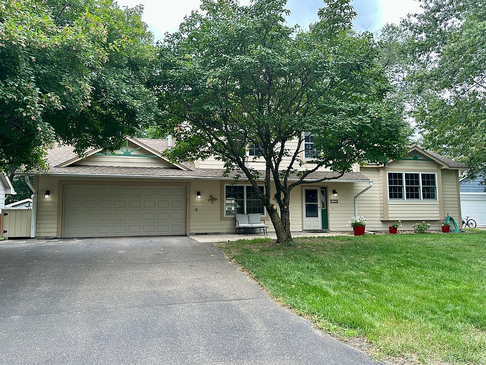 1st image of 186 Gladstone Cir
