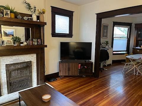 Living room, to dining room