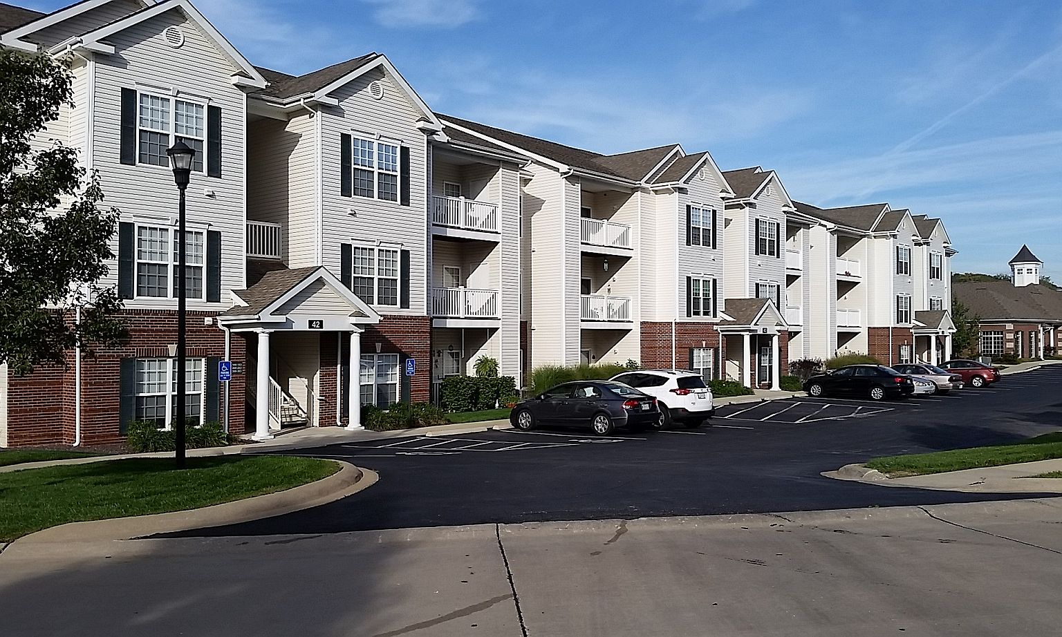 42 Kassebaum Ln APT 302, Saint Louis, MO 63129 Zillow