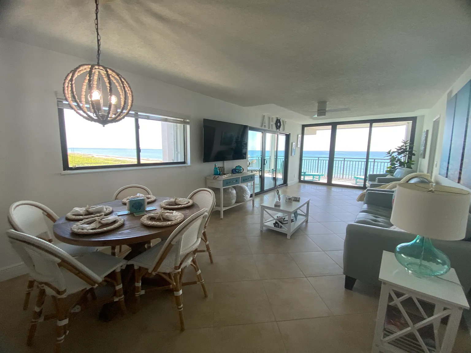 2 bed, 1113 sqft, $2,400 — Photo 2
