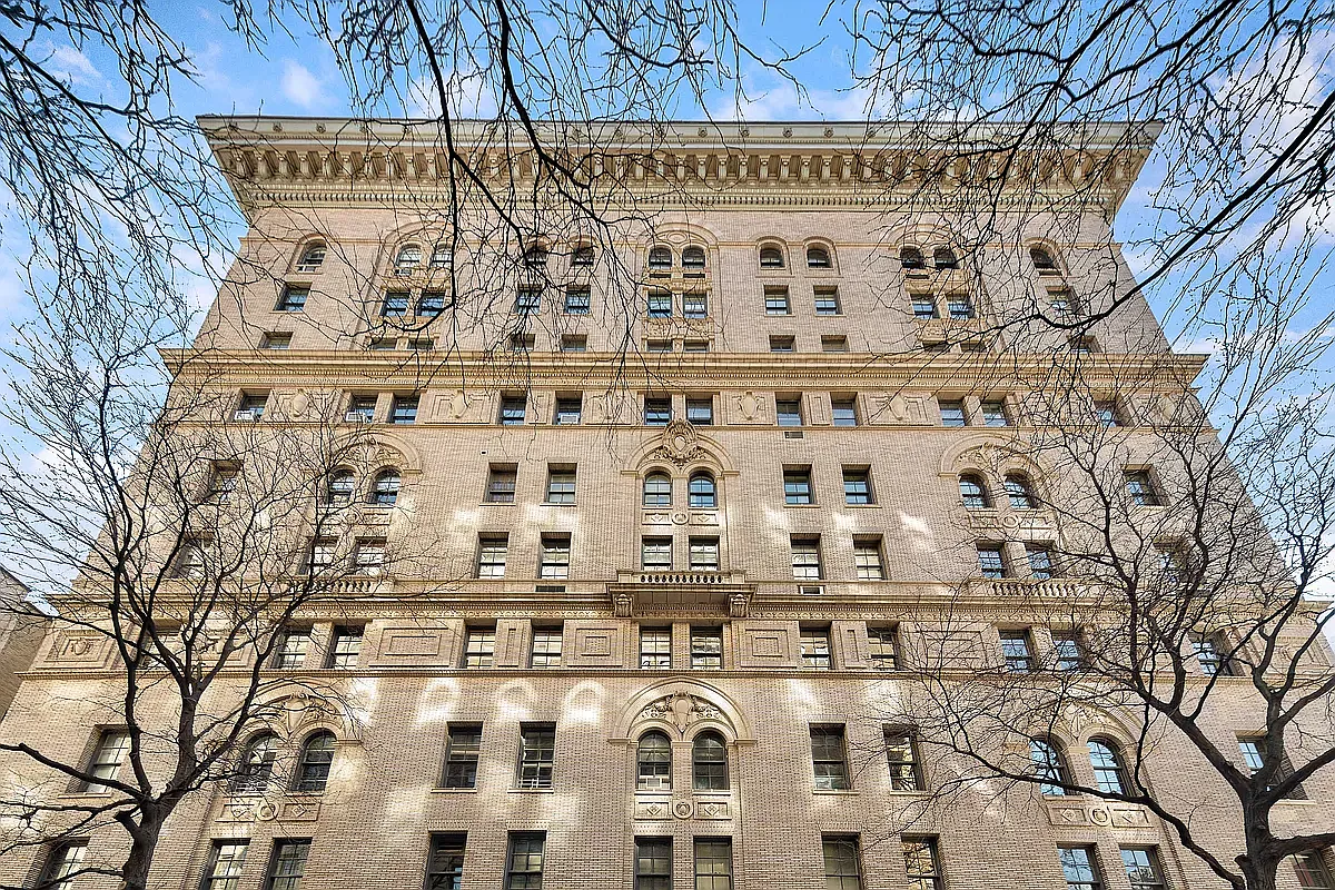 The Verona at 32 East 64th Street in Lenox Hill : Sales, Rentals