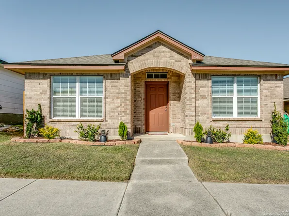648 Meadow Arbor Ln, Universal City, TX 78148