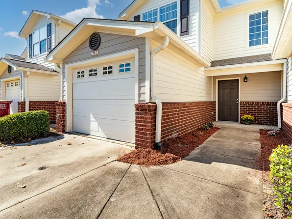 727 Majestic Dr, Crestview, FL 32536