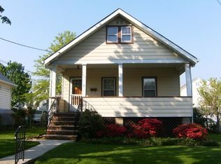 11 Chatham Pl, Linden, NJ 07036