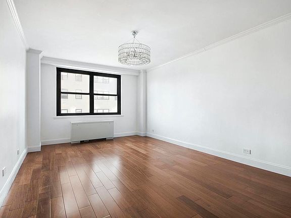 5th image of 401 E 89th St APT 16F