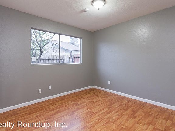 5th image of 9550 Kelley Dr