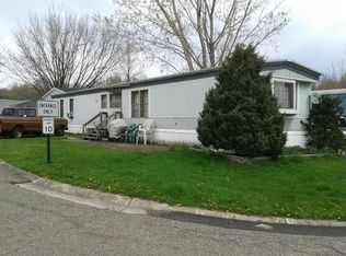 6523 Robby Ln, Ravenna, OH 44266