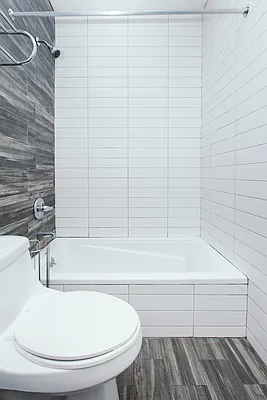 Rented by Nooklyn NYC LLC | media 32