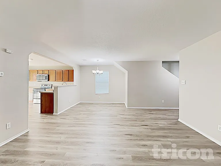 9311 Hanover Sky — Photo 4