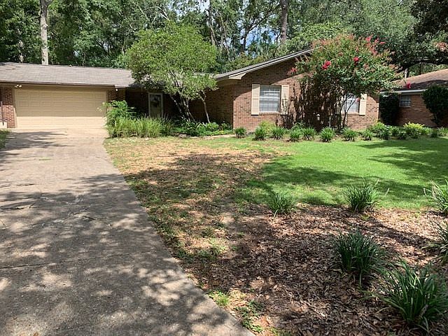 1st image of 1605 Hedgefield Ct