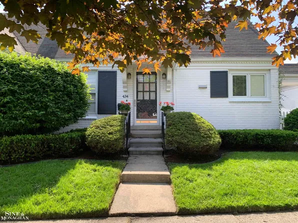 434 Calvin Ave, Grosse Pointe Farms, MI 48236