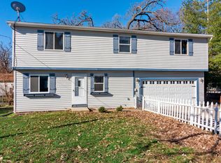 N1159 Spruce Rd, Genoa City, WI 53128