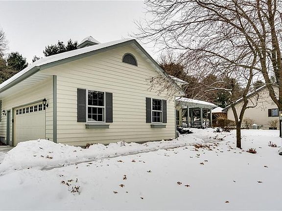 2nd image of 2723 Cherry Blossom Ln