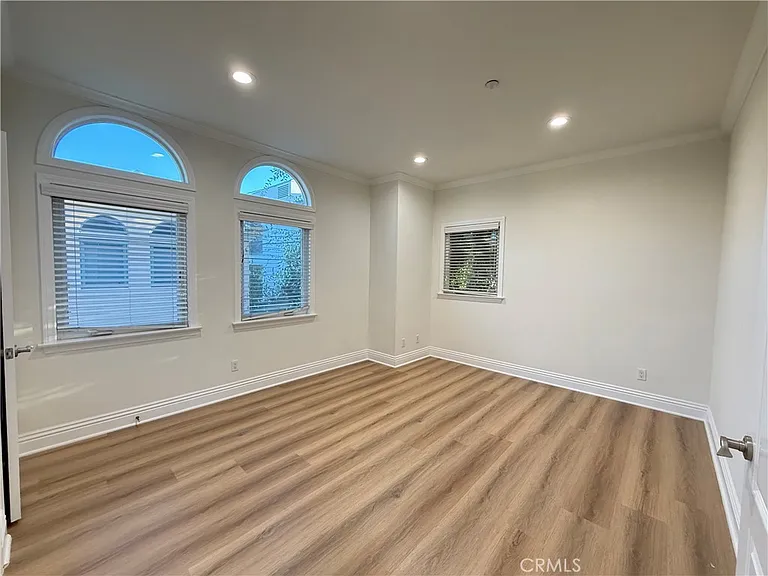 51 S San Gabriel Blvd — Photo 13