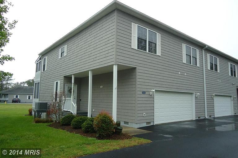 1st image of 17263 Crab Pot Ln