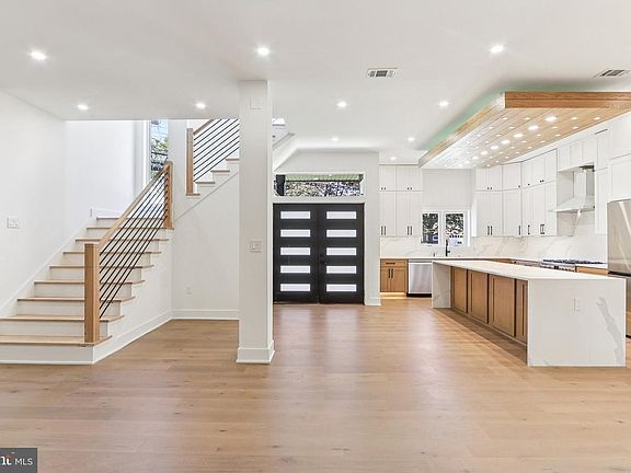 5th image of 5419 Kempsville St