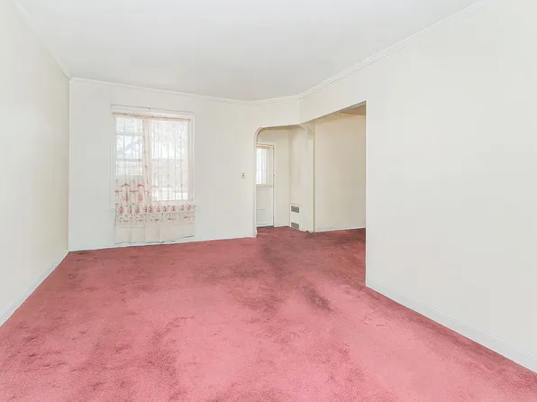 2367 East 28th Street image 2 of 22