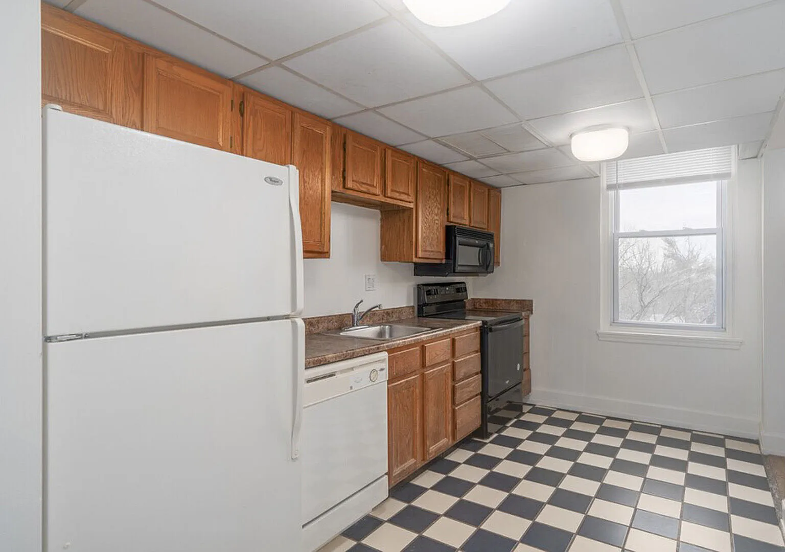 McCallum Apartments — Photo 4