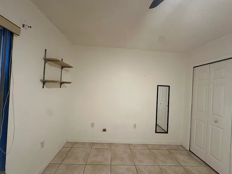 53 Sawfish Ct — Photo 2