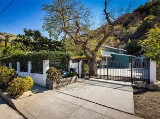 383 S Avenue 52, Los Angeles, CA 90042