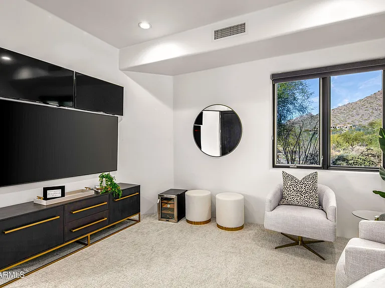 10029 E Calle De Las Brisas — Photo 34