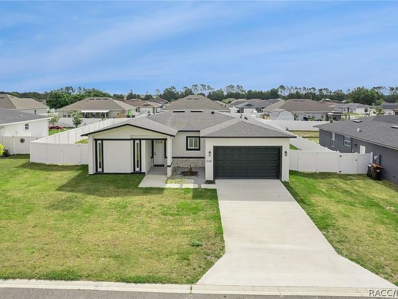 2nd image of 10281 SE 67th Ter