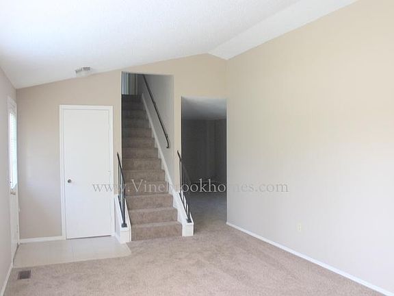 3rd image of 4609 Stonehedge St