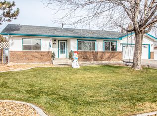 5704 Holmes Dr, Farmington, NM 87402