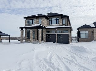 10 Shoreview Dr, Welland, ON L3B 0H2