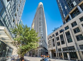 25 The Esplanade #706, Toronto, ON M5E 1W5