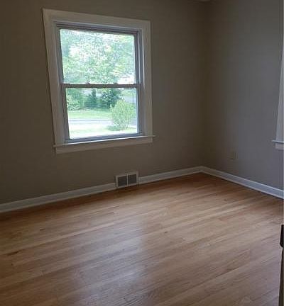 5th image of 2781 Otter Dr