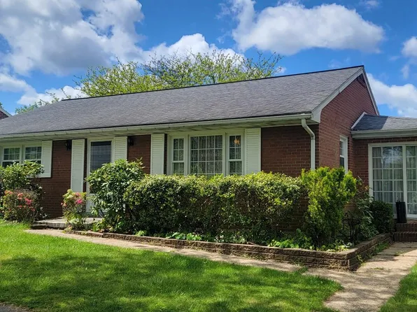 623 Hill Top Dr, Cumberland, MD 21502