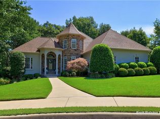 4 David Dr, Bentonville, AR 72712