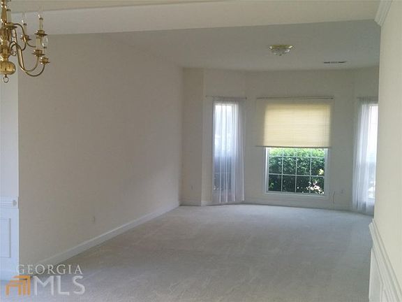 5th image of 438 Grandiflora Dr