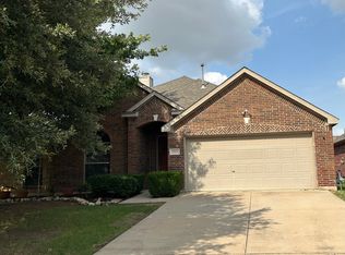 15836 Badger Creek Ln, Fort Worth, TX 76177