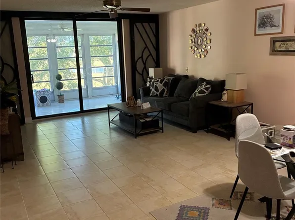 7591 NW 1st Street #303, Margate, FL 33063