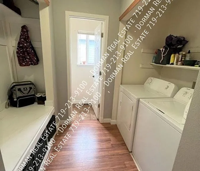 5863 Instone Cir — Photo 16