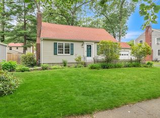 212 Burbank Rd, Longmeadow, MA 01106