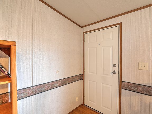 2nd image of 7149 Gatling Dr NE