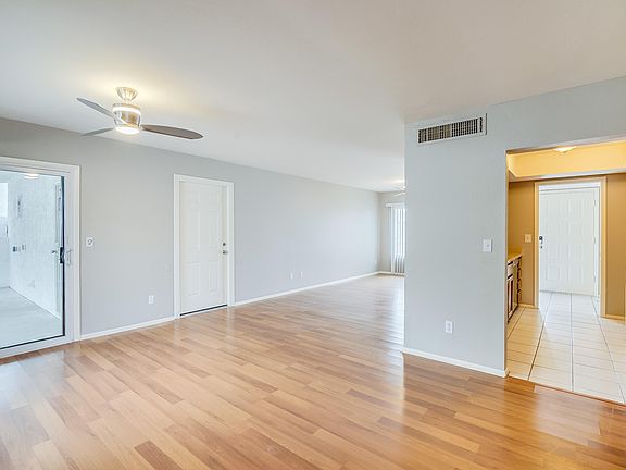 5th image of 1038 E Villa Maria Dr