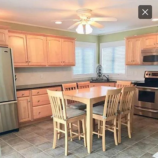 2 bed, 1.5 bath, 1100 sqft, $1,995 — Photo 1