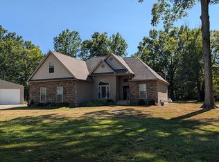 4133 Lagrande Trce, Carterville, IL 62918