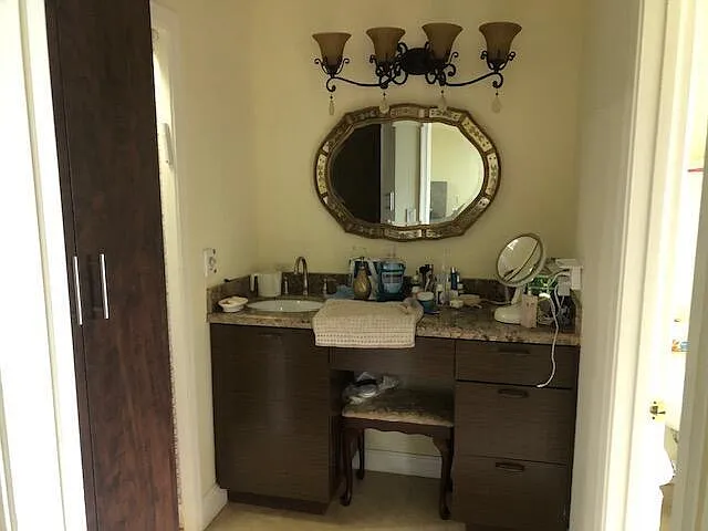 7960 Chula Vista Cres — Photo 18